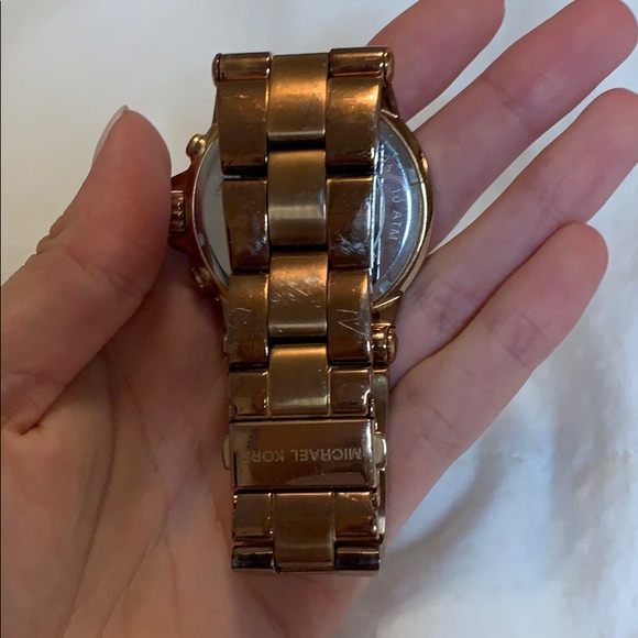 Michael Kors- RARE Limited Edition Rose Gold - Picture 6 of 8